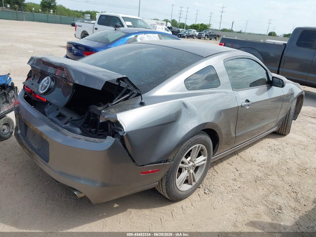 صورة 4 لـ 2014 FORD MUSTANG V6