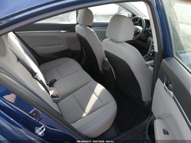 صورة 8 لـ 2020 Hyundai ELANTRA SE