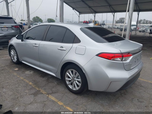 2024 Toyota COROLLA LE photo 3