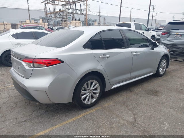 2024 Toyota COROLLA LE photo 4