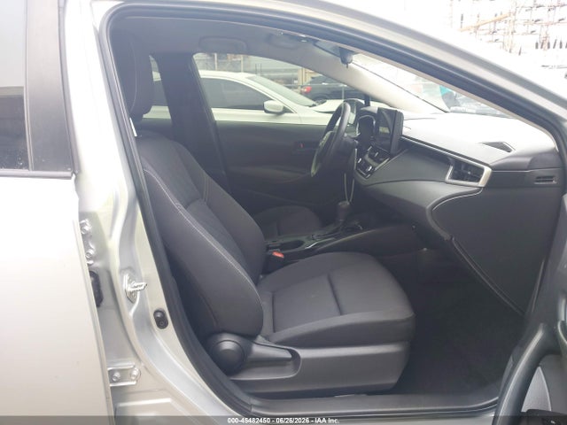 2024 Toyota COROLLA LE photo 5