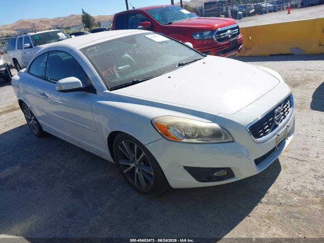 صورة 1 لـ 2012 Volvo C70 T5/T5 PLATINUM/T5 PREMIER PLUS