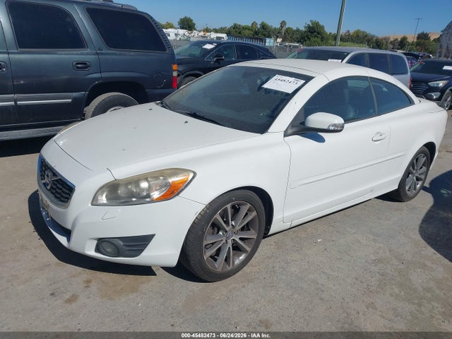 2012 Volvo C70 T5/T5 PLATINUM/T5 PREMIER PLUS thumbnail 2