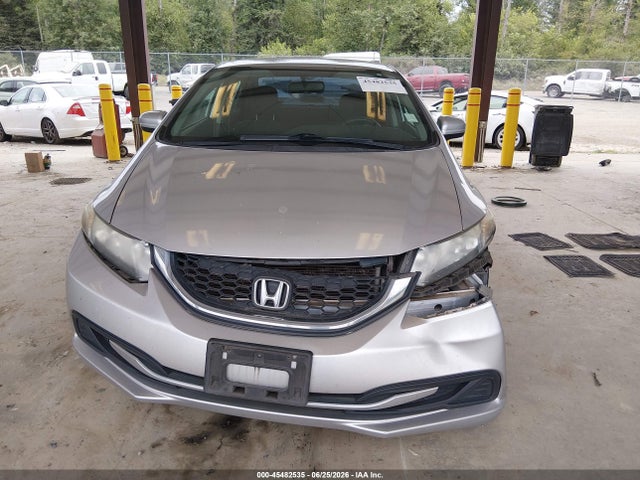 2015 Honda CIVIC LX — миниатюра 12