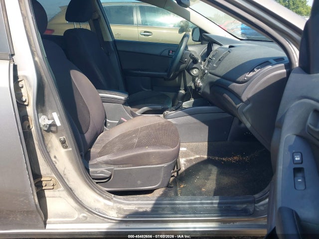 صورة 5 لـ 2011 KIA FORTE EX