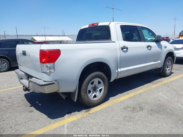 صورة 4 لـ 2011 Toyota TUNDRA GRADE 5.7L V8