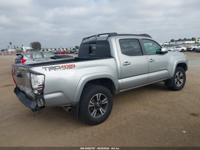 2017 Toyota TACOMA TRD SPORT 照片 4