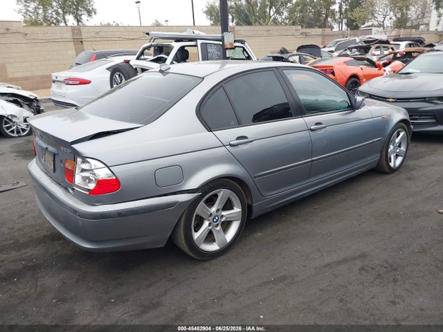 2005 BMW 325I — фото 4