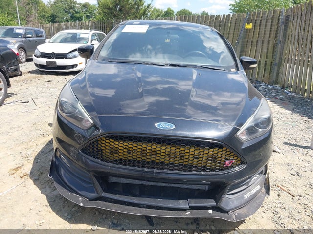 صورة مصغرة 6 لـ 2018 FORD FOCUS ST