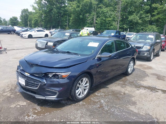 2017 Chevrolet MALIBU 1LT — фото 2