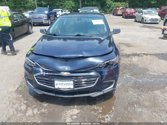 2017 Chevrolet MALIBU 1LT — фото 6