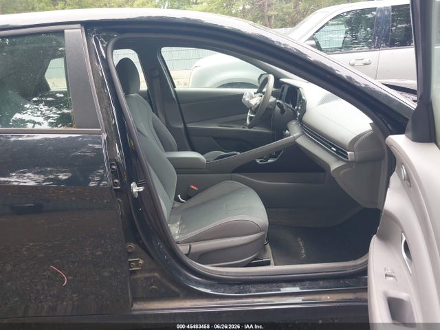 صورة 5 لـ 2021 Hyundai ELANTRA SEL