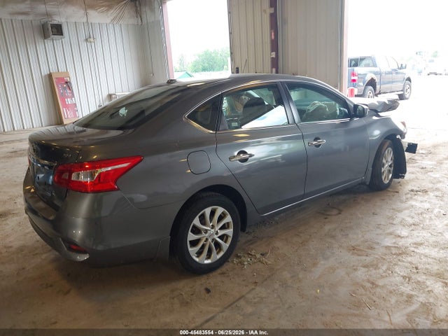 2018 Nissan SENTRA SV 照片 4