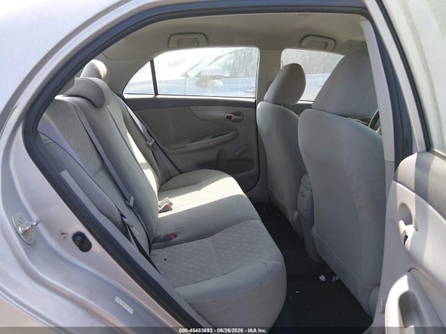 صورة 8 لـ 2010 Toyota COROLLA