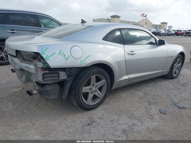 صورة 4 لـ 2010 Chevrolet CAMARO 1LT