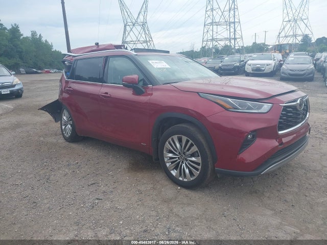 2025 TOYOTA HIGHLANDE PLATINUM