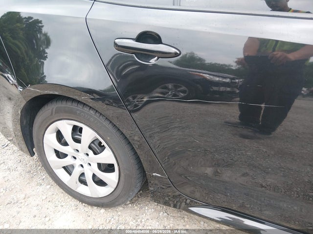 2022 Toyota COROLLA LE 缩略图 19