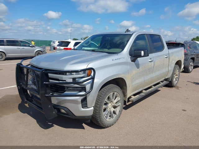 صورة 2 لـ 2021 Chevrolet SILVERADO 1500 4WD SHORT BED RST