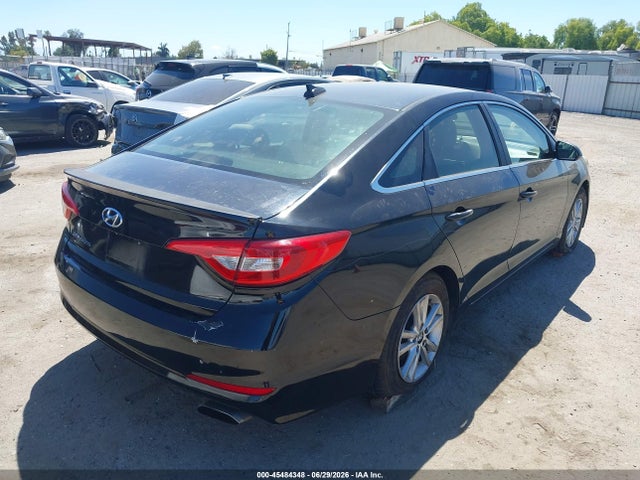 2017 Hyundai SONATA SE — фото 4