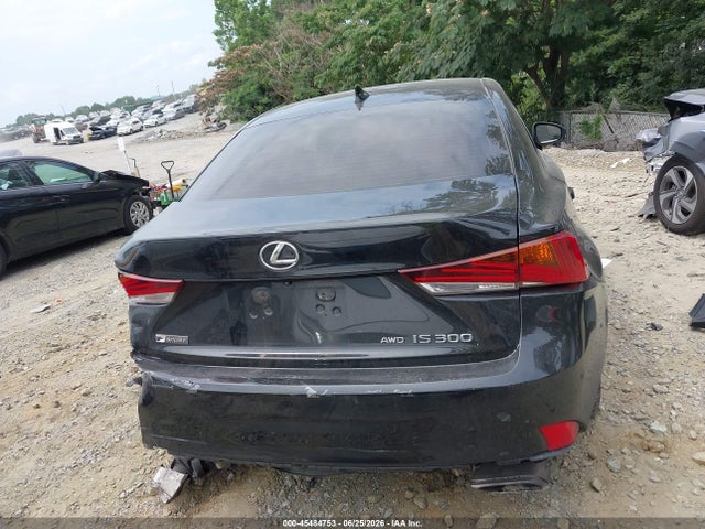 2017 LEXUS IS 300 16