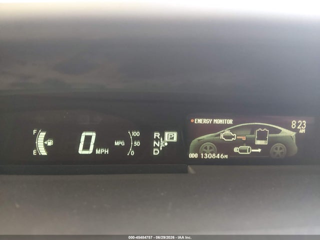 صورة 7 لـ 2014 Toyota PRIUS TWO
