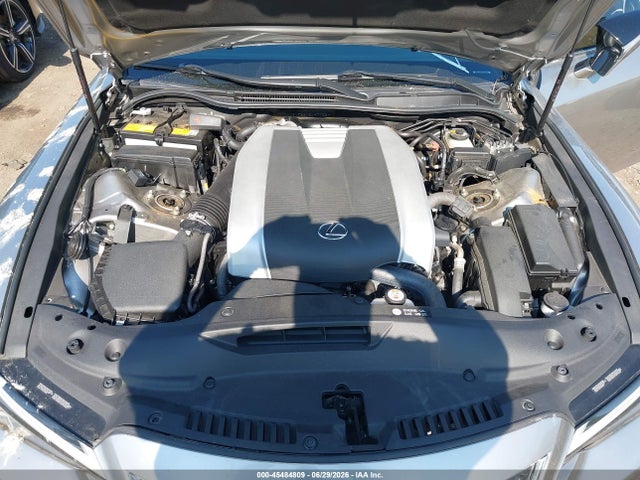 صورة 10 لـ 2022 Lexus IS 300
