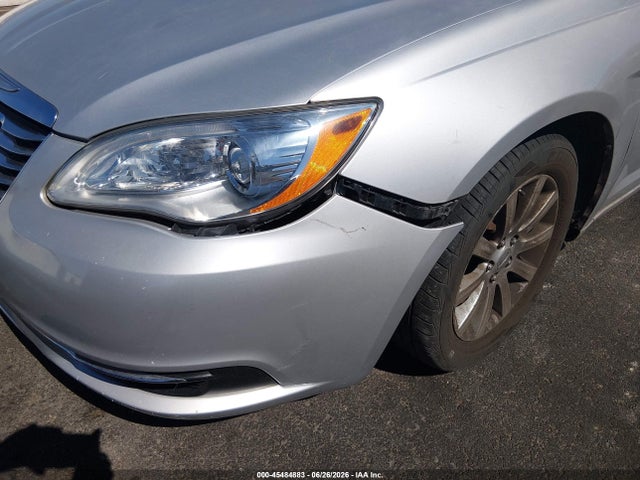 2012 Chrysler 200 TOURING — миниатюра 12
