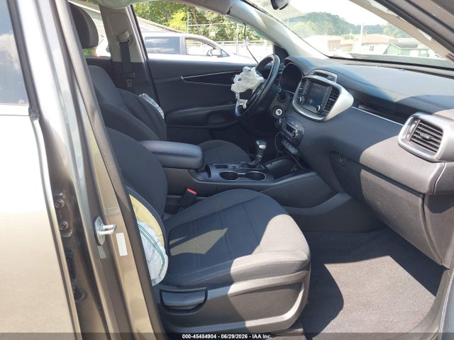 2019 KIA SORENTO 2.4L LX 5