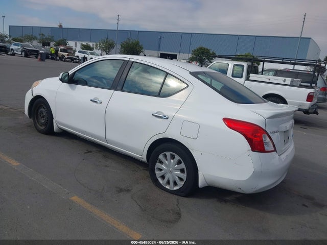 2014 Nissan VERSA 1.6 SV — фото 3