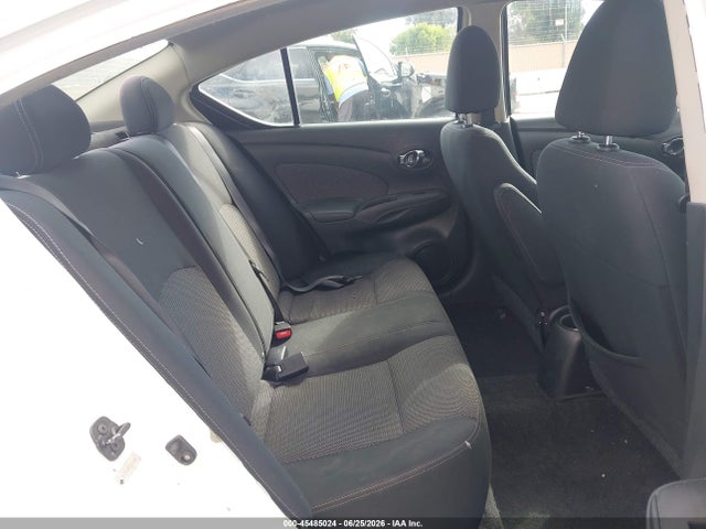 2014 Nissan VERSA 1.6 SV — фото 8