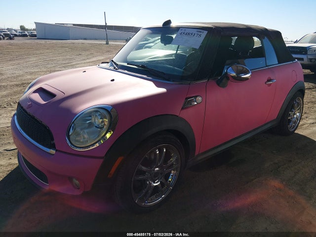 2009 MINI COOPER S photo 2