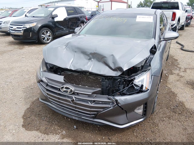صورة 6 لـ 2019 Hyundai ELANTRA SE