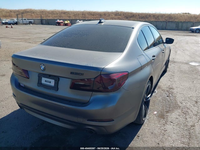 2020 BMW 530I 照片 4