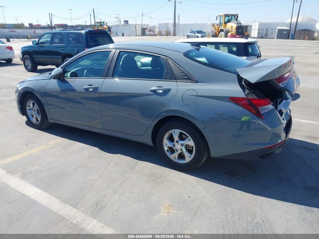 2022 Hyundai ELANTRA SE 照片 3