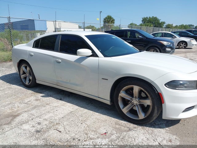 صورة 6 لـ 2016 Dodge CHARGER R/T