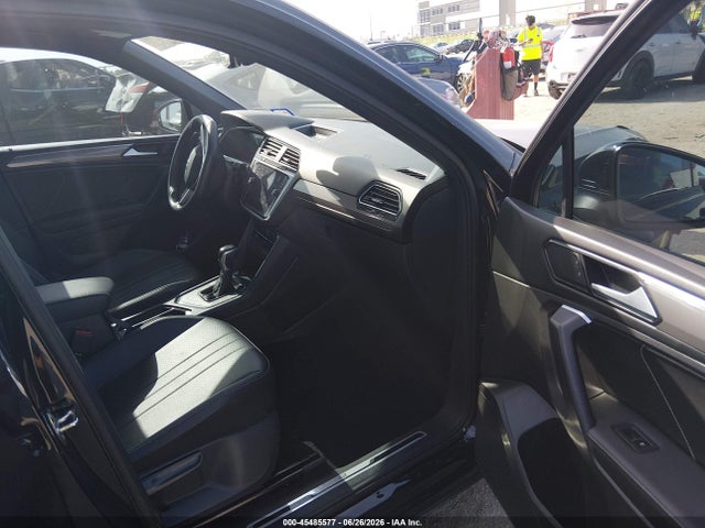 2023 VOLKSWAGEN TIGUAN 2.0T SE R-LINE BLACK 5