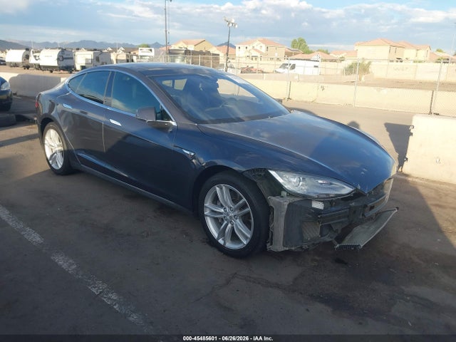 2016 Tesla MODEL S 60/70/75/85 照片 1