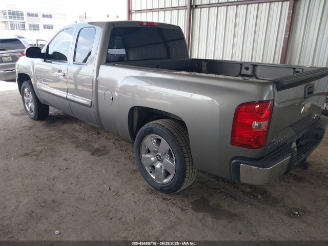 2009 Chevrolet SILVERADO 1500 LT — миниатюра 3