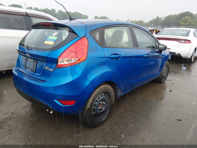 2011 FORD FIESTA SE 照片 4