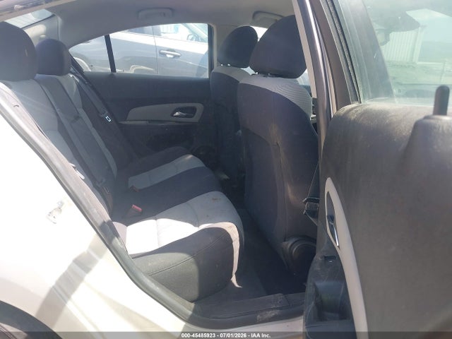 صورة 8 لـ 2013 Chevrolet CRUZE LS