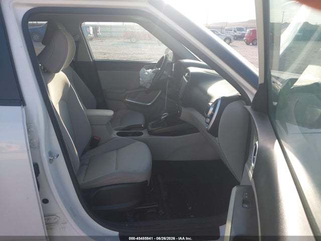 صورة 5 لـ 2020 KIA SOUL LX