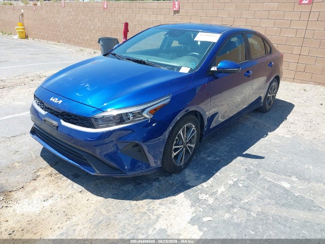 2023 KIA FORTE LXS photo 2
