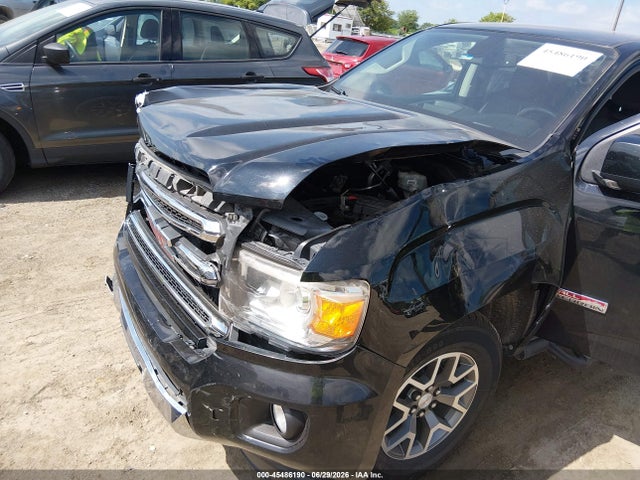 صورة 6 لـ 2017 GMC CANYON 4WD SLE