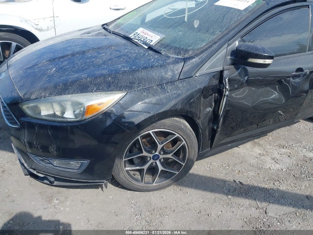 2016 FORD FOCUS SE 照片 2