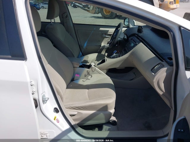 صورة 5 لـ 2010 Toyota PRIUS III