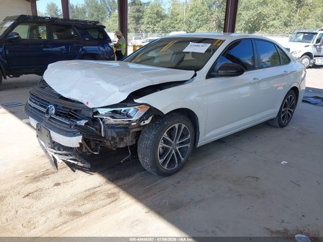 صورة 2 لـ 2024 Volkswagen JETTA 1.5T SPORT