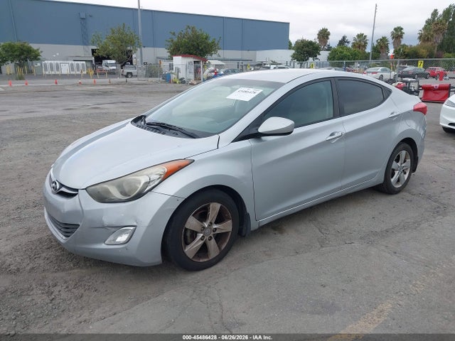 صورة 2 لـ 2013 Hyundai ELANTRA GLS