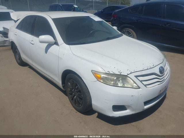 2010 TOYOTA CAMRY LE
