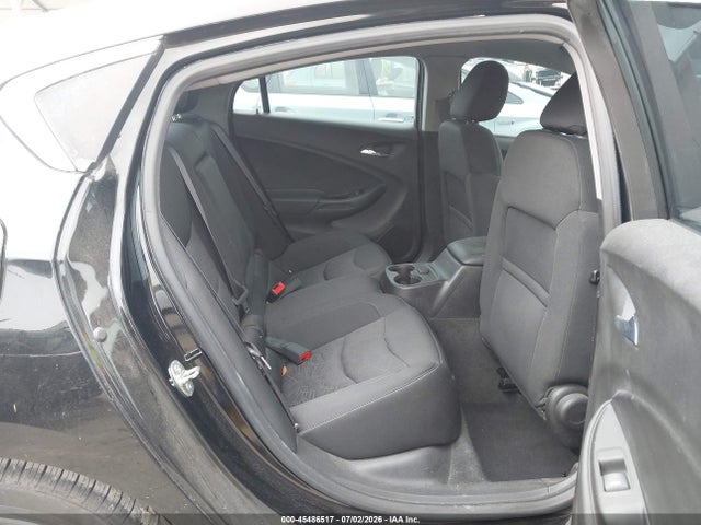 2017 Chevrolet VOLT LT photo 8