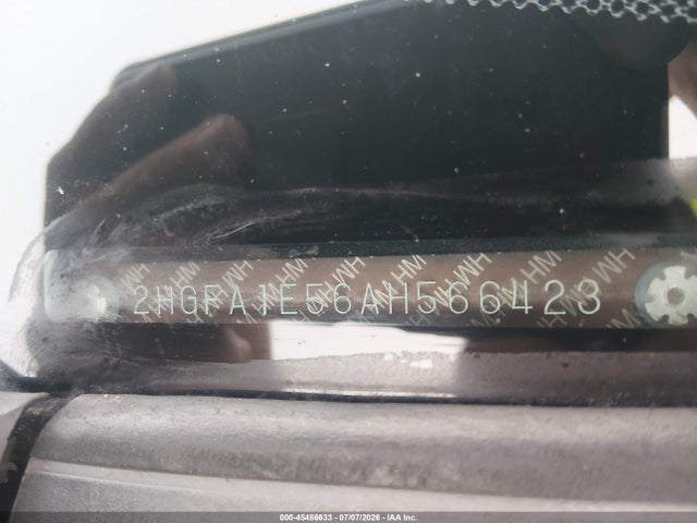 2010 Honda CIVIC LX photo 9